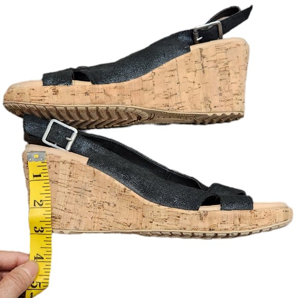 Crocs A-Leigh Black Leather Slingback Strap Wedge Cork Heels Casual Sandals 9W - Picture 8 of 9